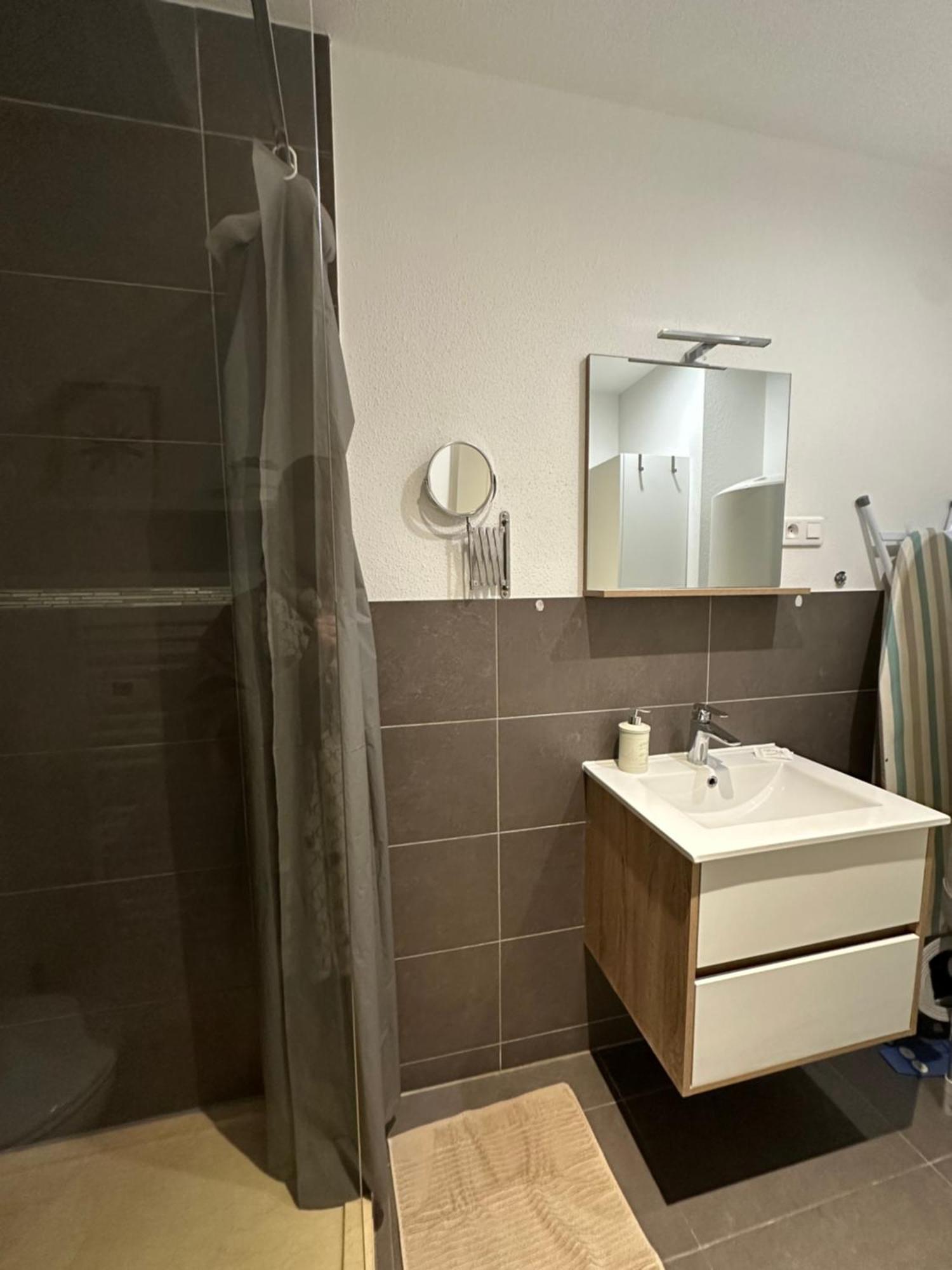 # Le 2 # Tres Beau T3 1Er Etage Tout Confort, Neuf, Mulhouse Centre Bagian luar foto